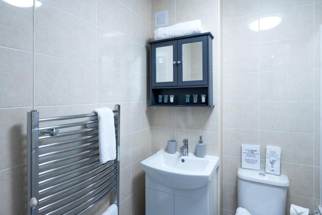 Yew Tree House Contractor / Family Home Free Netflix Fast Wifi Near Dudley/Birmingham Cradley Heath Esterno foto